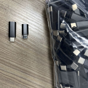 <span class=keywords><strong>Bloqueur</strong></span> <span class=keywords><strong>de</strong></span> <span class=keywords><strong>données</strong></span> <span class=keywords><strong>USB</strong></span> avec logo personnalisé Coque en alliage d'aluminium <span class=keywords><strong>Bloqueur</strong></span> <span class=keywords><strong>de</strong></span> ports <span class=keywords><strong>USB</strong></span> <span class=keywords><strong>de</strong></span> type <span class=keywords><strong>C</strong></span> pour ordinateur portable Protection des <span class=keywords><strong>données</strong></span> OTP inclus Type <span class=keywords><strong>de</strong></span> sortie CA - Product Image 3