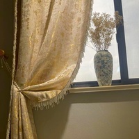 Tissu de rideau jacquard à fil doré de style français, luxe léger, pour chambre à coucher, avec motif gaufré haute précision, occultant à forte opacité