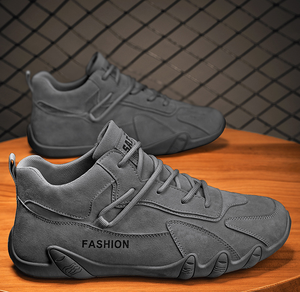 Botas de tobillo de cuero impermeables para hombre, zapatillas deportivas con cordones, estilo casual para motocicleta y caminar. - Product Image 6