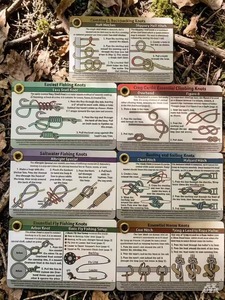 Guide <span class=keywords><strong>de</strong></span> poche imperméable pour les activités <span class=keywords><strong>de</strong></span> plein air, le camping, la randonnée, le scoutisme et la survie en milieu sauvage - Product Image 2