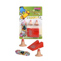 4pcs Mainan Finger Skate Board Pola Acak Pengurang Tekanan untuk Anak-Anak