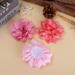 Flores de tela hechas a mano de 8 cm con diseño de camelia para zapatos, sombreros, ropa, accesorios y decoraciones para el cabello - Product Image 4