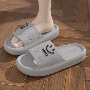 Nuevas Sandalias de Playa para Hombre, con Suela Gruesa de EVA, Antideslizantes, con Base Suave, que Aumentan la Altura, Modernas, Antiolor, Casuales - Product Image 1