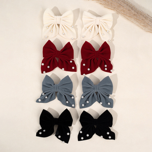 CN Winter Color sólido Barrette Hair Bow Clip <span class=keywords><strong>con</strong></span> perlas blancas Horquillas para el cabello Sailor Long Tails Velvet Hair Clip Mujeres Niñas - Product Image 1