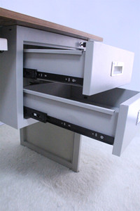 Modern Hot Sale Commercial Home Office Furniture Wooden Desk Top With Locking Drawers Steel <strong>Computer</strong> <strong>Table</strong> Low Price - Product Image 4