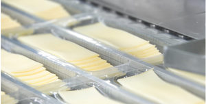 סרט גמיש מכונת אריזה ואקום thermoforming גבינה קטנה, מכונת אריזת גבינה משולש - Product Image 6