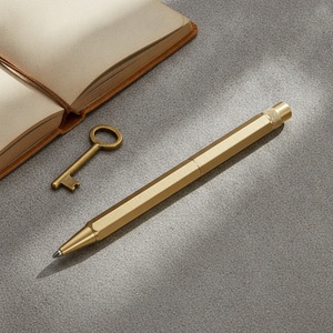 Stylo bille en laiton massif, corps hexagonal, laiton brut non plaqué, bouton poussoir moleté, logo personnalisé, cadeau - Product Image 3