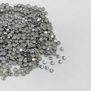 Алюминиевые круглые стразы с плоским дном 6 мм, термоклеевые, экологичные, без никеля, оптом - Product Image 3