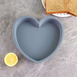 Grand moule en silicone antiadhésif de 8 pouces en forme de cœur pour pain et gâteaux, moule à glaçons en silicone avec lettres - Product Image 4