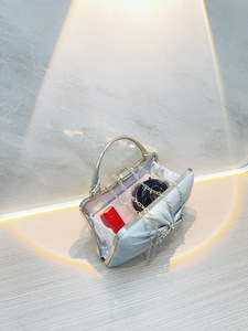 Pochette de soirée pour femme avec motif diamants plissés, bandoulière unique, fermeture éclair, en polyester, pour événements et dîners - Tanjing - Product Image 4