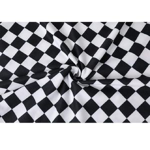 Sudadera con Capucha Corta Formal de Invierno para Mujer, con Logotipo Personalizado, Impresión por Sublimación, Tela de Forro Polar, Manga Larga, por Inspire Appeal - Product Image 5