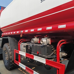 Camión Cisterna de Agua de Servicio Pesado de 6000 Galones/7000 Galones, Camión Cisterna Dongfeng 8x4 para Riego - Product Image 2