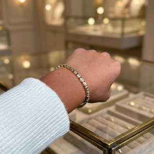 Bracelet tennis classique pour femme avec diamants de laboratoire certifiés IGI, taille émeraude 7,50 carats, serti clos, en or massif 18K 14K 10K 925 - Product Image 4