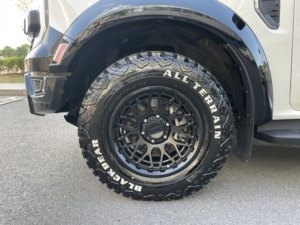 <span class=keywords><strong>Ford</strong></span> <span class=keywords><strong>Ranger</strong></span> 2023 Explorer <span class=keywords><strong>version</strong></span> essence automatique à quatre roues motrices - Product Image 5