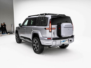 Oferta Especial: Dongfeng M Hero M817 2025 Max, SUV Híbrido Enchufable Todoterreno Inteligente con Tracción en las Cuatro Ruedas (PHEV) - Product Image 3