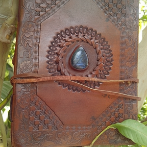 Diarios de viajeros Vintage de alta calidad, cuaderno de cuero genuino hecho a mano, diario de tapa dura de cuero puro - Product Image 1