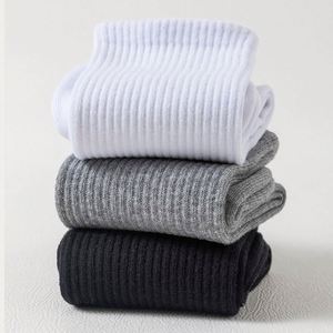 Chaussettes de sport personnalisées de haute qualité avec logo imprimé, design personnalisé, chaussettes pour hommes et femmes, chaussettes de course, chaussettes d'extérieur confortables - Product Image 5