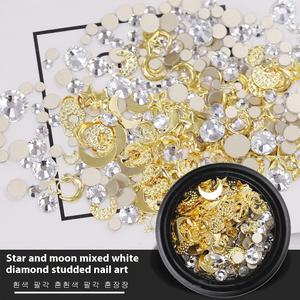 Fabricante al por mayor 3D Nail Art Accesorios Estrella y Luna Diamantes de imitación Hollow Frosted Crescent Moon Studs Parches para uñas - Product Image 3