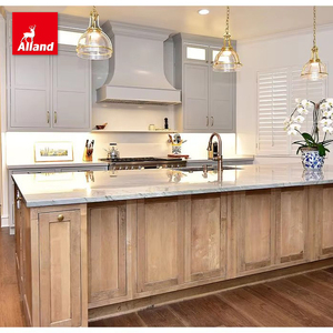 Gabinetes de Cocina Allandcabinet con Marco de Roble Blanco Valioso, Panel de Laca Mate Color Gris con Incrustaciones, Piedra Natural y LED Interior - Product Image 1