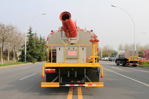รถบรรทุกดับฝุ่นดีเซล Dongfeng แบบปรับแต่งได้จากจีน ขนาด 4x2 พร้อมเครื่องยนต์และปั๊ม ความจุ 12 ลูกบาศก์เมตร มาตรฐานไอเสียยูโร 3 - Product Image 4