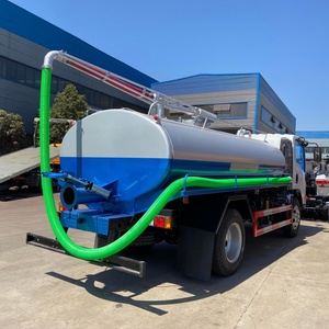 Camion d'aspiration des eaux usées ISUZU 4x2 5CBM, véhicule de transport de boues de fosse septique pour l'assainissement municipal - Product Image 2