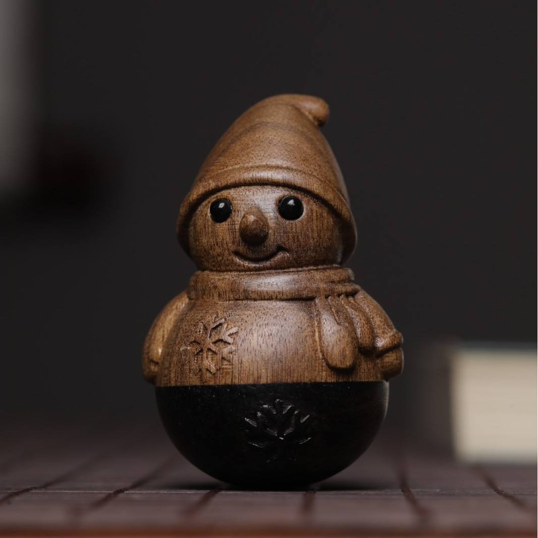 Nanmu [มนุษย์หิมะ] 4.4x3.5x3.5cm แก้วทัมเบลอร์