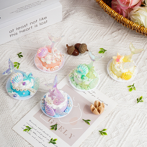 Adornos de Plástico para Pastel con Temática de Sirena, con Conchas y Perlas - Diseños Decorativos Inspirados en el Océano para Decoración del Hogar y Fiestas - Product Image 2