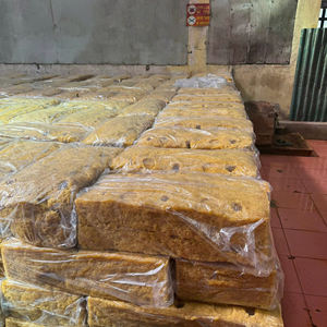 Gomma Standard vietnamita SVR 3L materie prime per prodotti in gomma pneumatici industria alta ammoniaca 60% Drc in Vietnam gomma