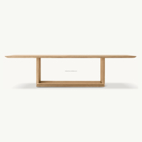 Table à manger artisanale nordique minimaliste en chêne massif, table rectangulaire de style Arhaus de luxe avec base sur socle pour projet de villa