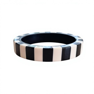 Pulseras de Resina de Lujo de la Mejor Calidad para Mujer, Diseño Floral Curvo, Nueva Moda, Joyería India, Accesorios para Bodas y Navidad - Product Image 5