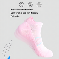 Chaussettes de sport respirantes et rembourrées à compression pour hommes, idéales pour la course et la gym, vente en gros