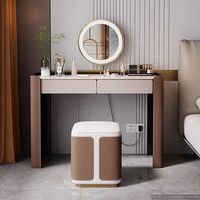 Coiffeuse italienne moderne et minimaliste Coffre de rangement en cuir léger Bureau de maquillage intégré de luxe pour petite salle de bain