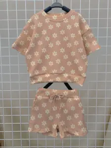 סטים מותאמים אישית לילדים הדפסה דיגיטלית הדפסה דיגיטלית חולצת טריקו כתף וופל ומכנסיים קצרים עם ציור כיס סטים קז'ואל אוברסייז