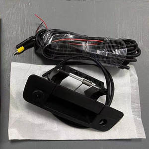 Cámara de Visión Trasera Impermeable HD 720P, Kit de Cámara de Marcha Atrás Universal para Automóviles y Camiones con Visión Nocturna - Product Image 1