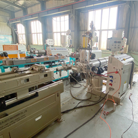 Ligne de production d'extrusion de tuyaux ondulés à paroi simple à faible bruit, machine d'enroulement automatique à double station, production sans arrêt
