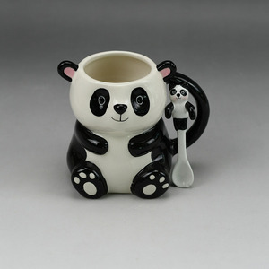 Taza de café de cerámica con forma de panda 3d, animal, con cuchara, venta al por mayor - Product Image 2