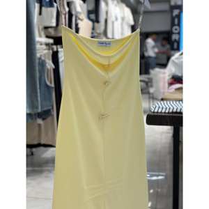 Vestido Tubo de Punto con Cuello Alto Fiori Amarillo, Elegante, Formal, Casual, Transpirable - Product Image 2