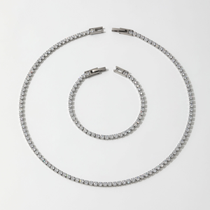 Fenny High End Luxo Permanente Zirconia Pave Colar Tendência Para As Mulheres Pronto Para Enviar Jóias De Aço Inoxidável Atacado - Product Image 2