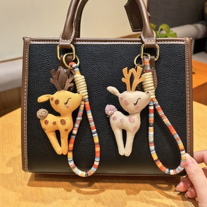 Llavero de tela hecho a mano con diseño de ciervo, muñeco de peluche 3D portátil, lindo, para decoración de teléfono, adorno para bolso de mujer, regalo de cumpleaños para niños - Product Image 2