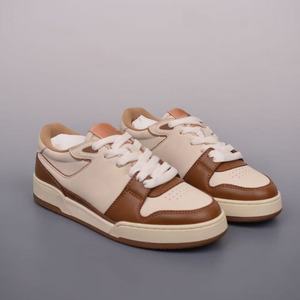 Los zapatos planos de piel de lujo ligero del diseñador son adecuados tanto para hombres como para mujeres como calzado para caminar y deportivo, cálidos y antideslizantes. - Product Image 1