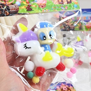 Jouet anti-stress Pegasus Licorne style <span class=keywords><strong>dessin</strong></span> <span class=keywords><strong>animé</strong></span> en TPR souple et moelleux à remontée lente, nouveauté sensorielle, balle de décompression, cadeau en gros - Product Image 5