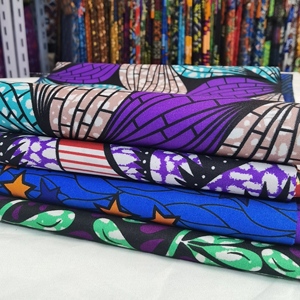Haute qualité en tissu imprimé cire africaine bon marché brillant 2023 Offre Spéciale 100% Polyester vêtements africains Plaid tissé trame brossé 40s - Product Image 3