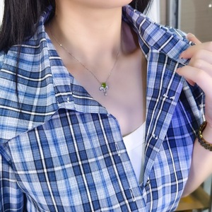 สร้อยคอเงินแท้ 925 วินเทจ ลายดอกไอริส ประดับพลอยแอมเมทิสต์ทรงลูกแพร์ขนาด 6*8 มม. ของขวัญสำหรับเพื่อนเจ้าสาว - Product Image 3