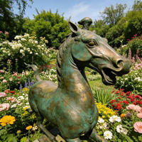 Sculpture de cheval au galop en bronze grandeur nature avec patine vintage pour jardin et exposition artistique en galerie