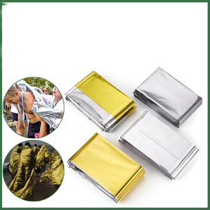 <span class=keywords><strong>Manta</strong></span> <span class=keywords><strong>solar</strong></span> térmica de espacio de rescate de emergencia de papel de Mylar de aluminio resucitado para uso de primeros auxilios para Refugiados al aire libre reutilizable - Product Image 2
