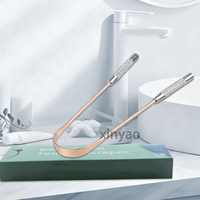 Revêtement de langue orale en cuivre violet avec logo personnalisé nettoyage grattoir de langue en acier inoxydable réduire la mauvaise haleine soins bucco-dentaires et hygiène