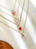 Collier pendentif en acier inoxydable avec cœur mignon, fraise et ours, plaqué or 18K PVD, chaîne de clavicule en résine époxy pour femme, cadeau