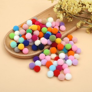 Boules de laine à haute élasticité, petites boules de laine en <span class=keywords><strong>polyester</strong></span>, boules de peluche colorées, accessoires de bricolage et accessoires disponibles en stock - Product Image 3