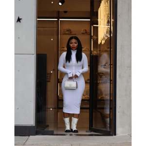 Completo Casual T-shirt divisa Set di pantaloni abbigliamento autunno donna 2021 pantaloni a <span class=keywords><strong>costine</strong></span> tinta unita Set di due pezzi Loungewear Set da donna - Product Image 6