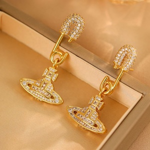 Pendientes de Lujo con Microincrustaciones de Diamantes, Diseño de Planeta Saturno, Accesorio Elegante y Brillante, Regalo Personalizado de Moda - Product Image 6
